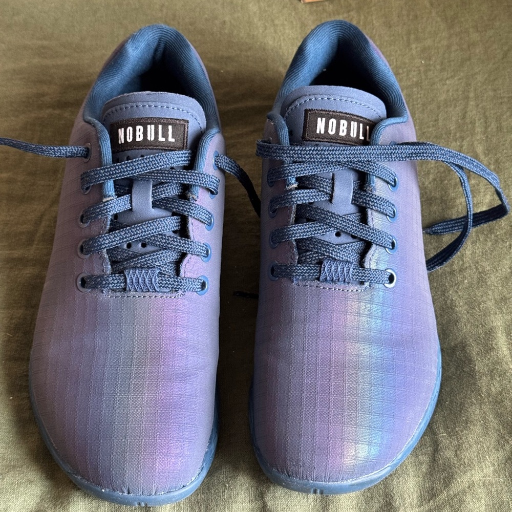 NOBULL iridescent / reflective blueish purple Sneakers